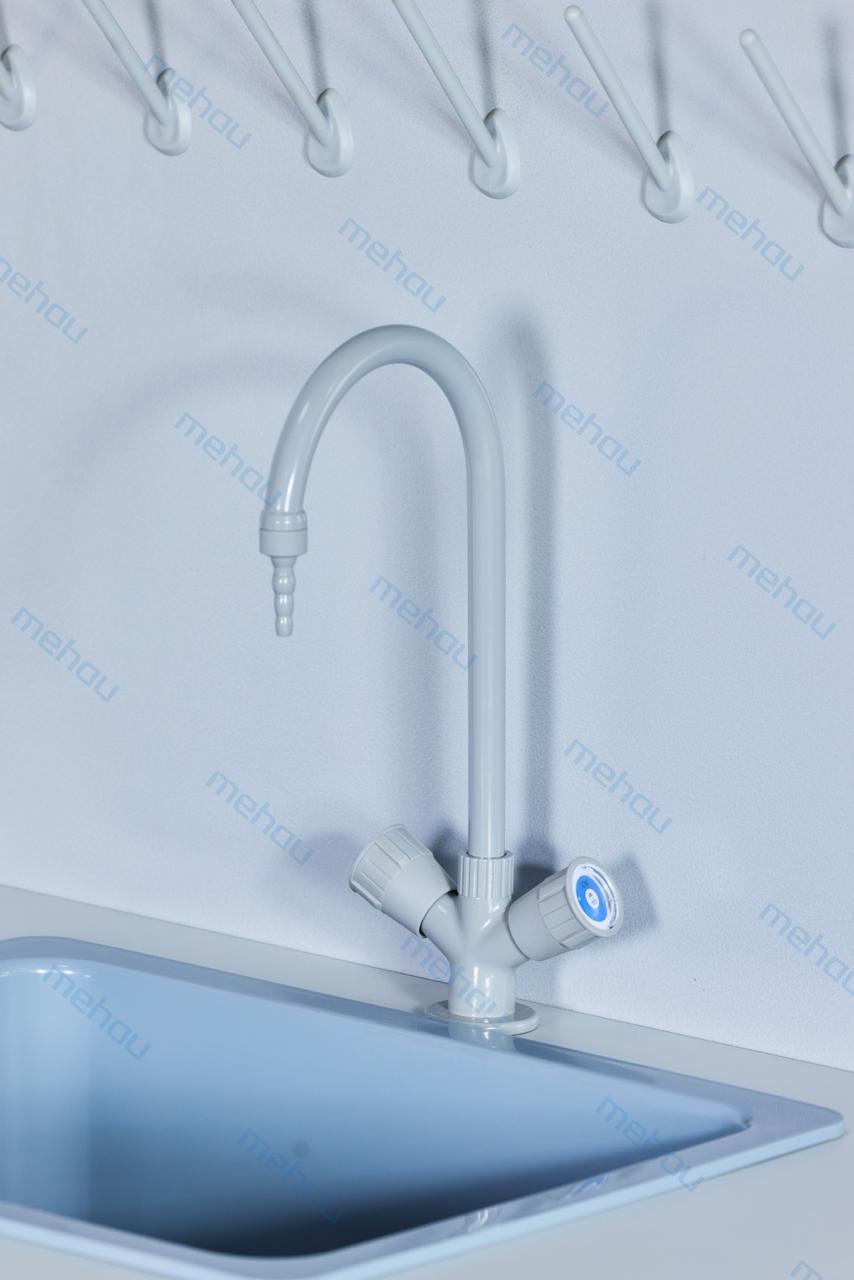 Wash tables metal