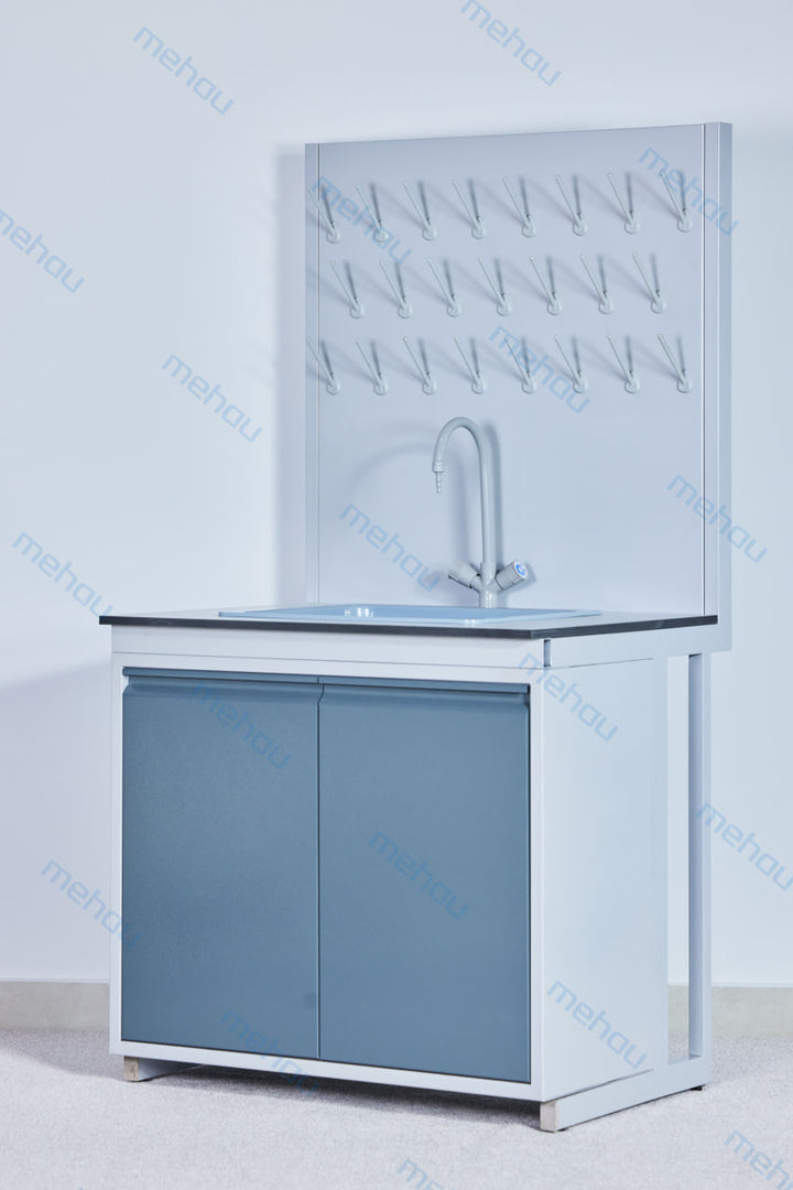 Laboratory sink table 1100×650×2000 mm