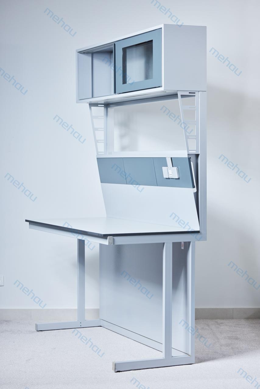 Настенный лабораторный стол 1500×700×2100 мм