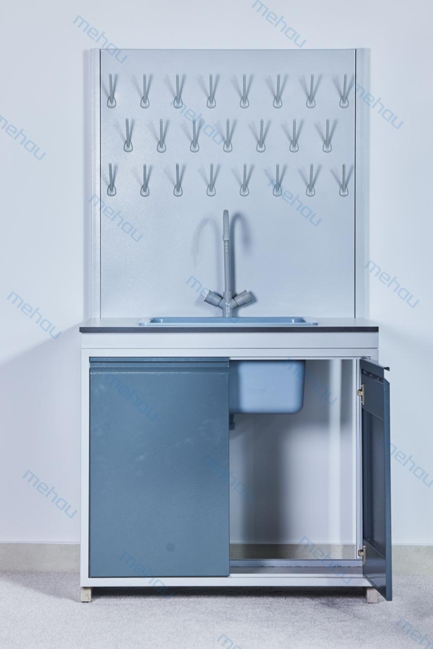 Wash tables metal